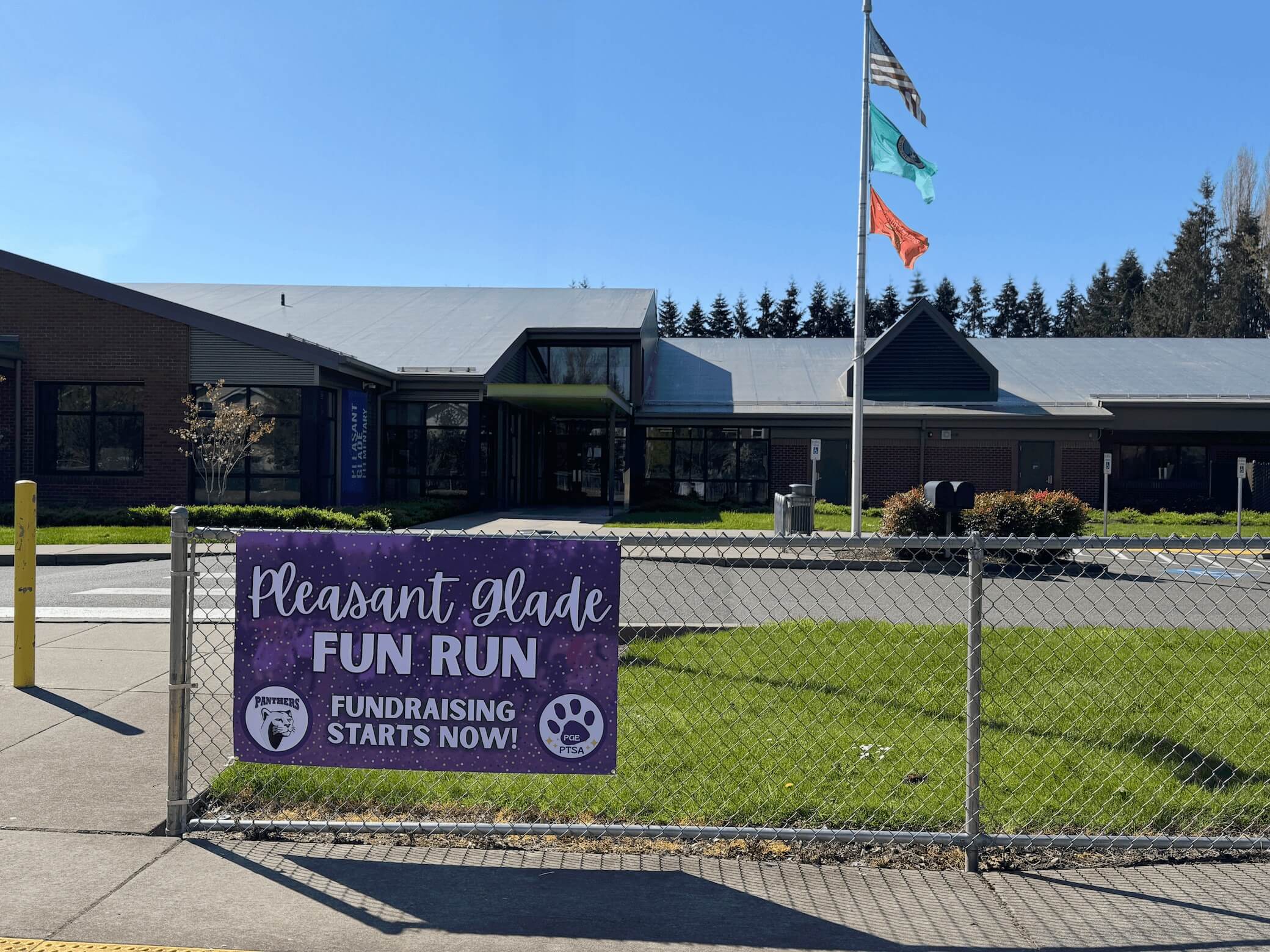 Pleasant Glade Elementary school building